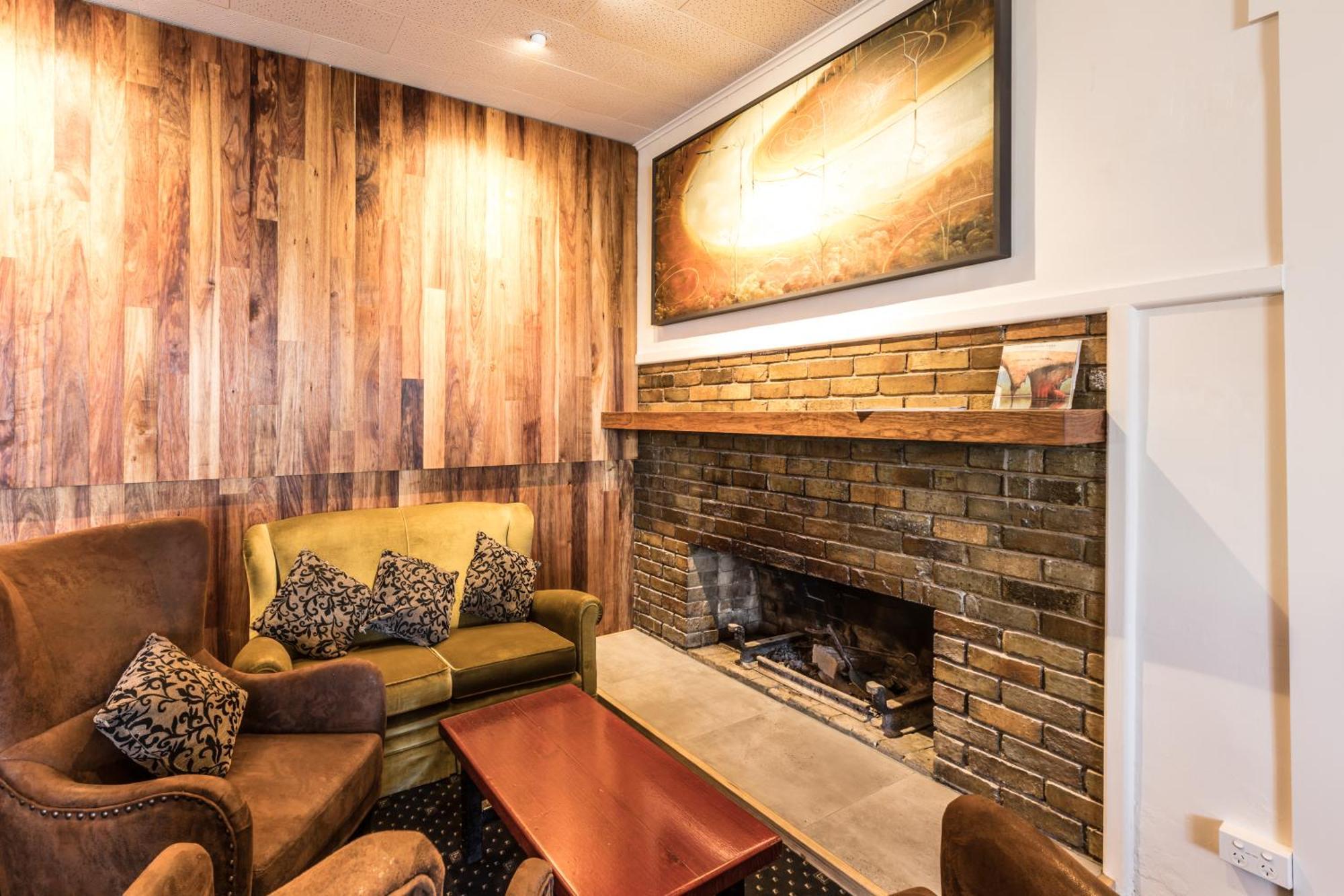 The Corner Hotel อเล็กซานดรา ภายนอก รูปภาพ