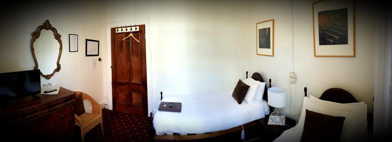 The Corner Hotel อเล็กซานดรา ภายนอก รูปภาพ