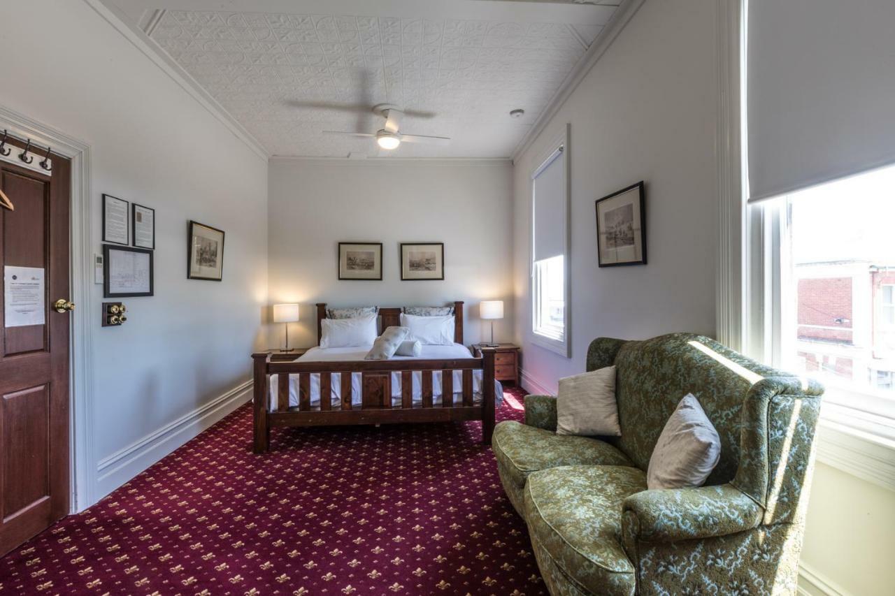 The Corner Hotel อเล็กซานดรา ภายนอก รูปภาพ